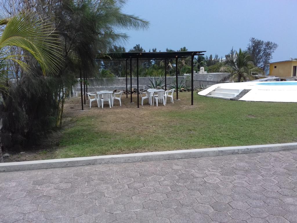 Hotel Azulejos Playa Chachalacas Екстериор снимка